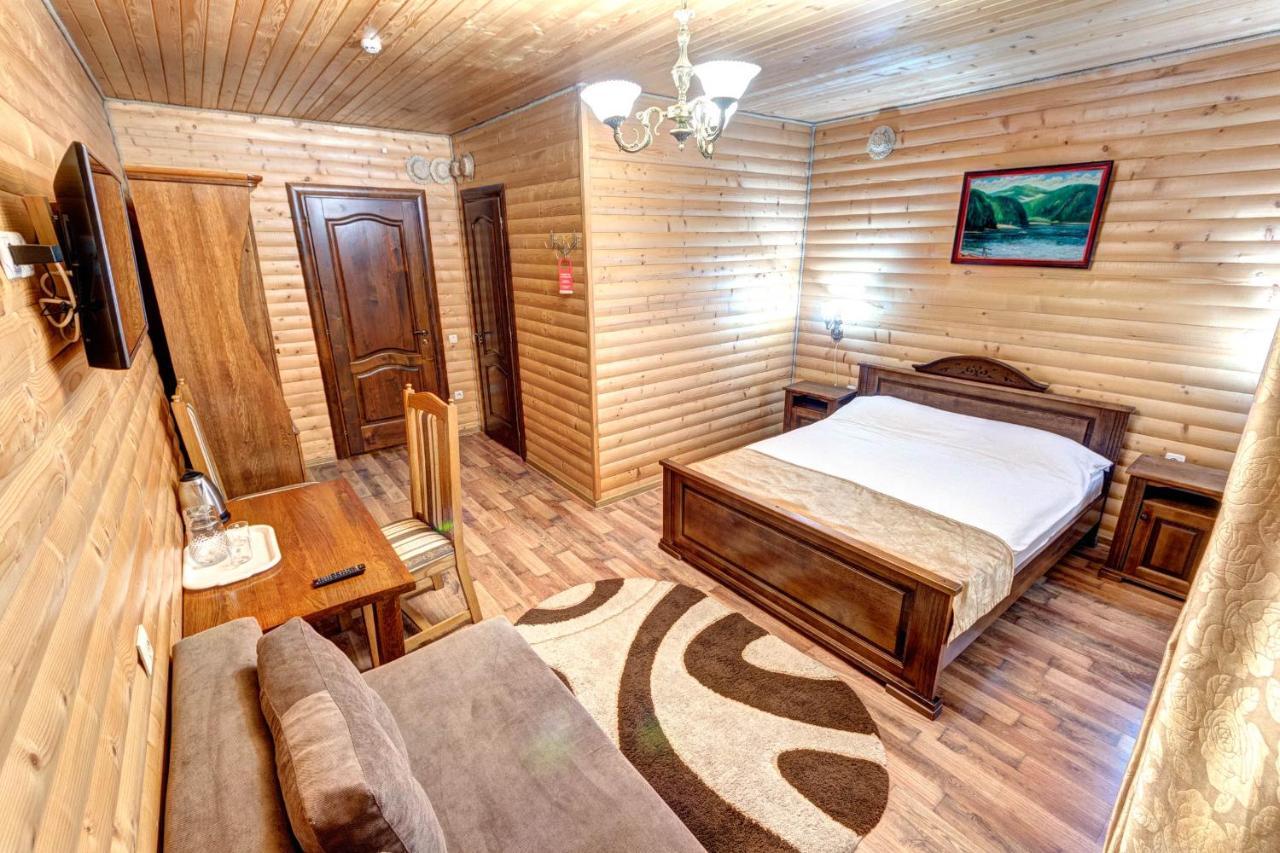 Milli&Jon Spa Bukovel Quarto foto